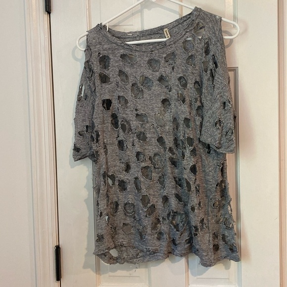 Emma & Sam Tops - Emma and Sam distressed black and white tshirt. Size S
